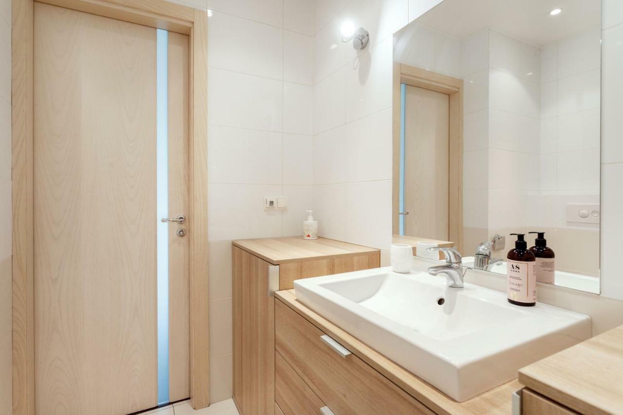 Zalgirio Apartment فيلنيوس المظهر الخارجي الصورة